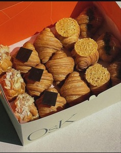 Drivu Classic Box of Minis - 15 pcs. Assorted Mini Croissants
