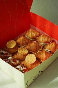 Drivu Savoury Box of Minis - 12 pcs. Assorted Savoury Croissant