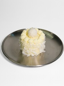 Drivu Coconut Cake