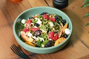 Drivu Berry Coli Salad