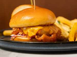Drivu Buffalo Chicken Burger 
