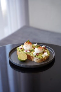 Drivu Mashed Avocado Toast with Poached Eggs