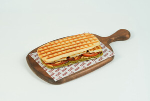 Drivu Haloummi Pesto Flat Bread