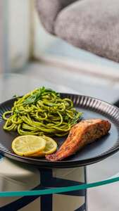 Drivu Avo Pesto Salmon