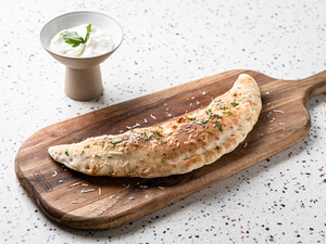 Drivu Olive Labneh Calzone