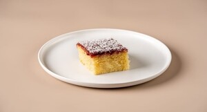 Drivu Coco Berry Cake Slice