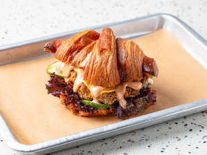 Drivu Croissant Chicken Burger 