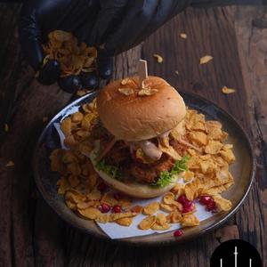 Drivu Cornflakes Chicken Burger