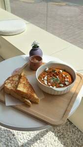 Drivu Korean Scrambled Shakshuka