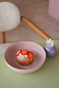 Drivu Strawberry Whipped Cream Bun