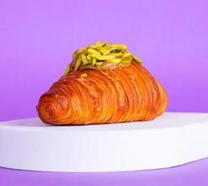 Drivu Pistachio Croissant