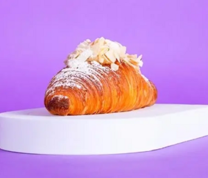 Drivu Almond Croissant
