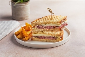 Drivu Wagyu Pastrami Sandwich