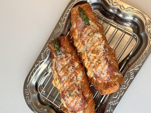 Drivu Potato Danish with Asparagus and Peperoni