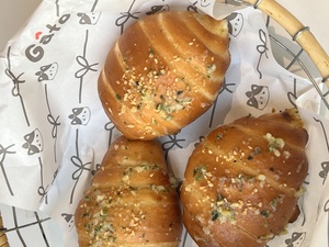 Drivu Garlic Cream Cheese Salt Bread