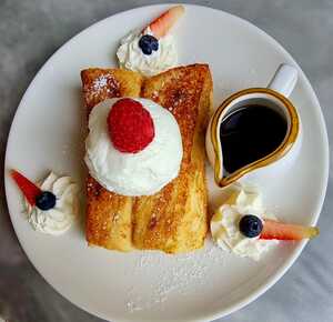 Drivu French Toast with Vanilla Ice Cream