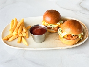 Slider Chicken Burger - Late Lounge dubai