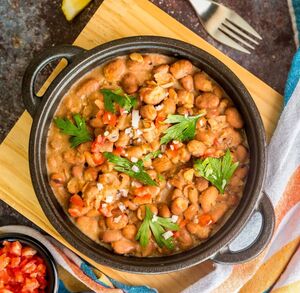 Drivu Foul Madammas with Arabic Bread