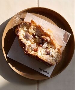 Drivu Almond Croissant 