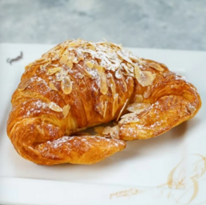 Drivu Almond Croissant
