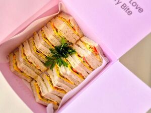 Drivu Cheese & Veg Sandwiches (12 pieces)