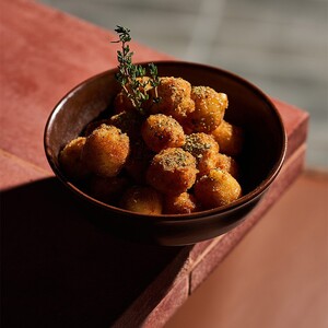 Drivu Crispy Halloumi with Honey & Za'atar