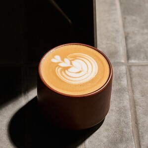 Drivu Hot Saffron Latte