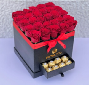 Drivu Red Roses Sweet Box