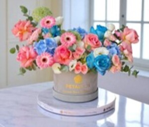 Drivu Delightful Floral Box