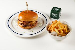 Drivu Wagyu Beef Burger with Fries