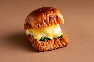 Drivu  Tru Buns Egg Bendict