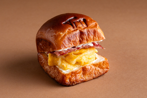 Drivu  Tru Buns Egg & Cheese