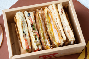 Drivu Sandwiches Gathering Box