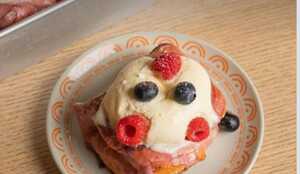 Drivu Strawberry Cinnamon Roll