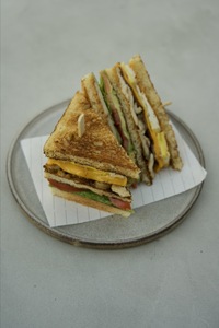 Drivu Grey Club Sando 
