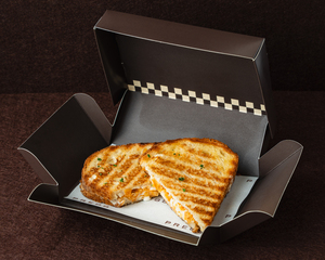 Drivu Cheese & Chips Oman Toastie