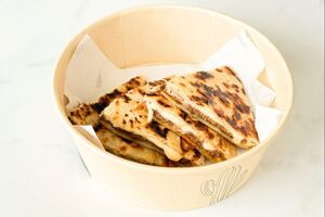 Drivu Paratha Arayes