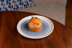 Drivu Hazelnut Cruffin 