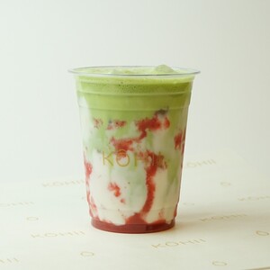 Drivu Iced Strawberry Matcha Latte 