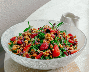 Drivu Kale Berry Salad