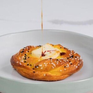 Drivu Saffron Cheese