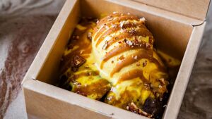 Drivu Saffron Date Pudding 