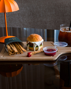 Drivu Raspberry Cheesecake Burger