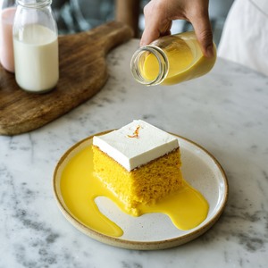 Drivu Saffron Milk Cake (slice)