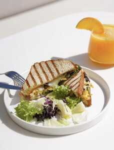 Drivu Scrambled Egg Sandwich