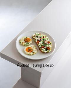 Drivu Avotoast WIth Sunny Side Up