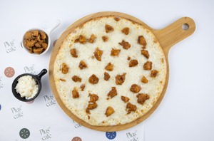 Drivu Chicken with Cheese Manakish