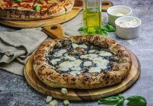 Drivu Truffle Pizza