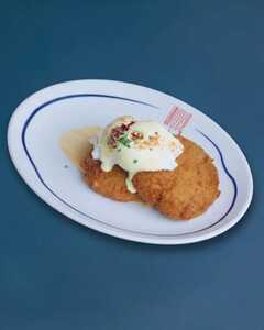Hash Brown Benedict - Wave Cafe abu-dhabi