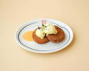 Drivu Hash Brown Benedict